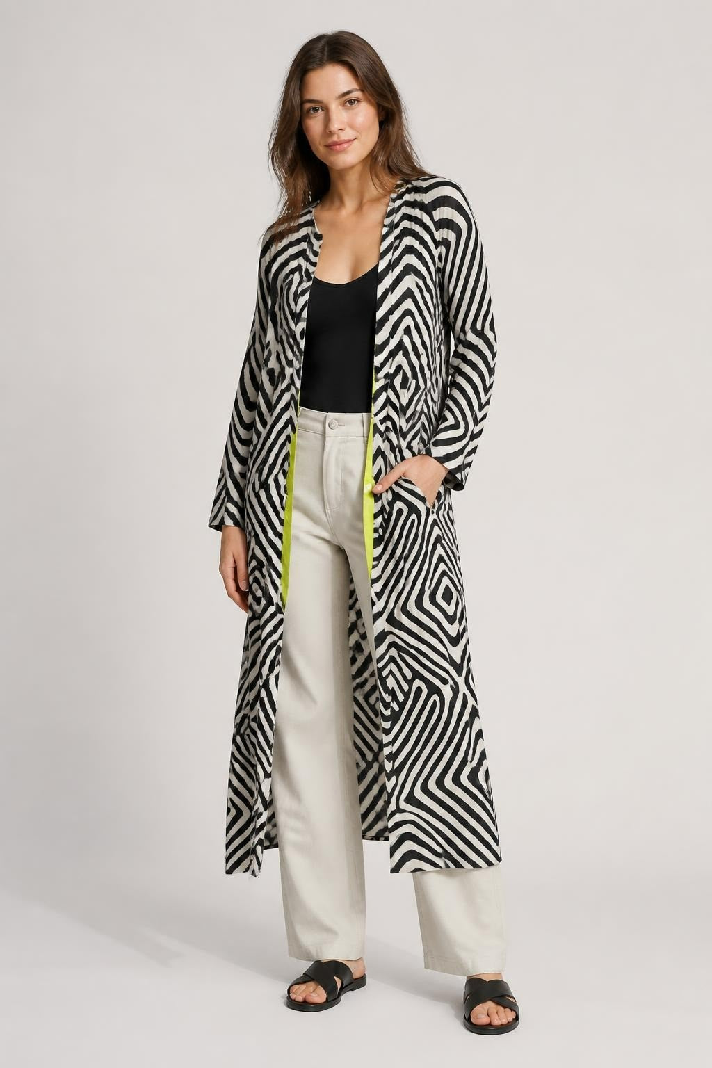 Seemore By Miche Geometric Print Kimono M-T | مملوك مسبقًا | لماذا تقبل بأقل؟