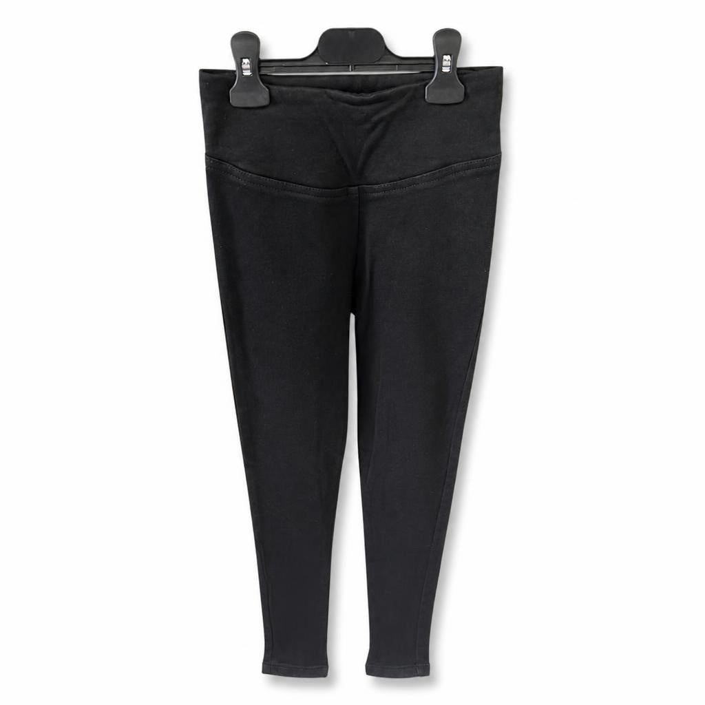 Black High-waist Leggings Stirrup Style - pre-loved at Why Go Less, Lebanon