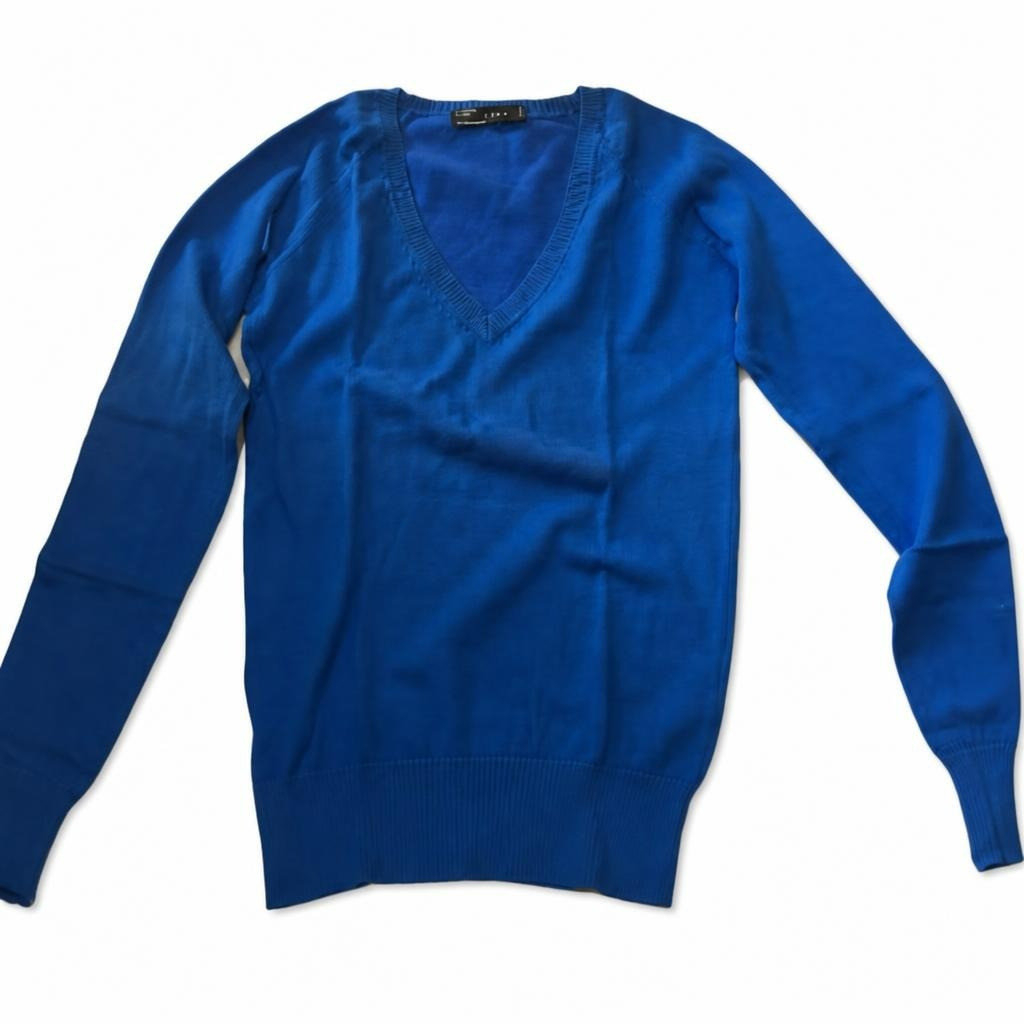 Blue V-neck Fine Knit Sweater - pre-loved at Why Go Less, Lebanon