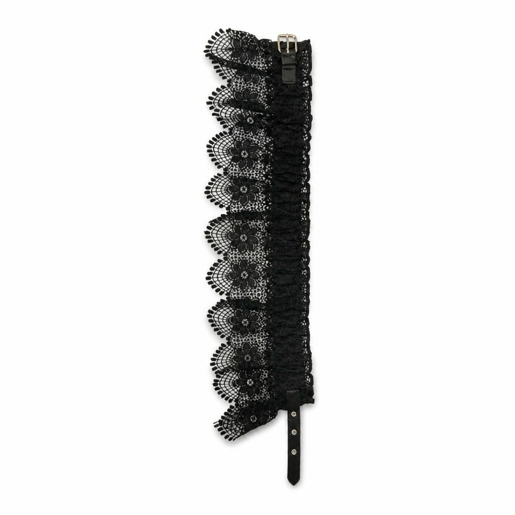 Black Wide Lace Belt Scallop Edge Buckle - pre-loved at Why Go Less, Lebanon