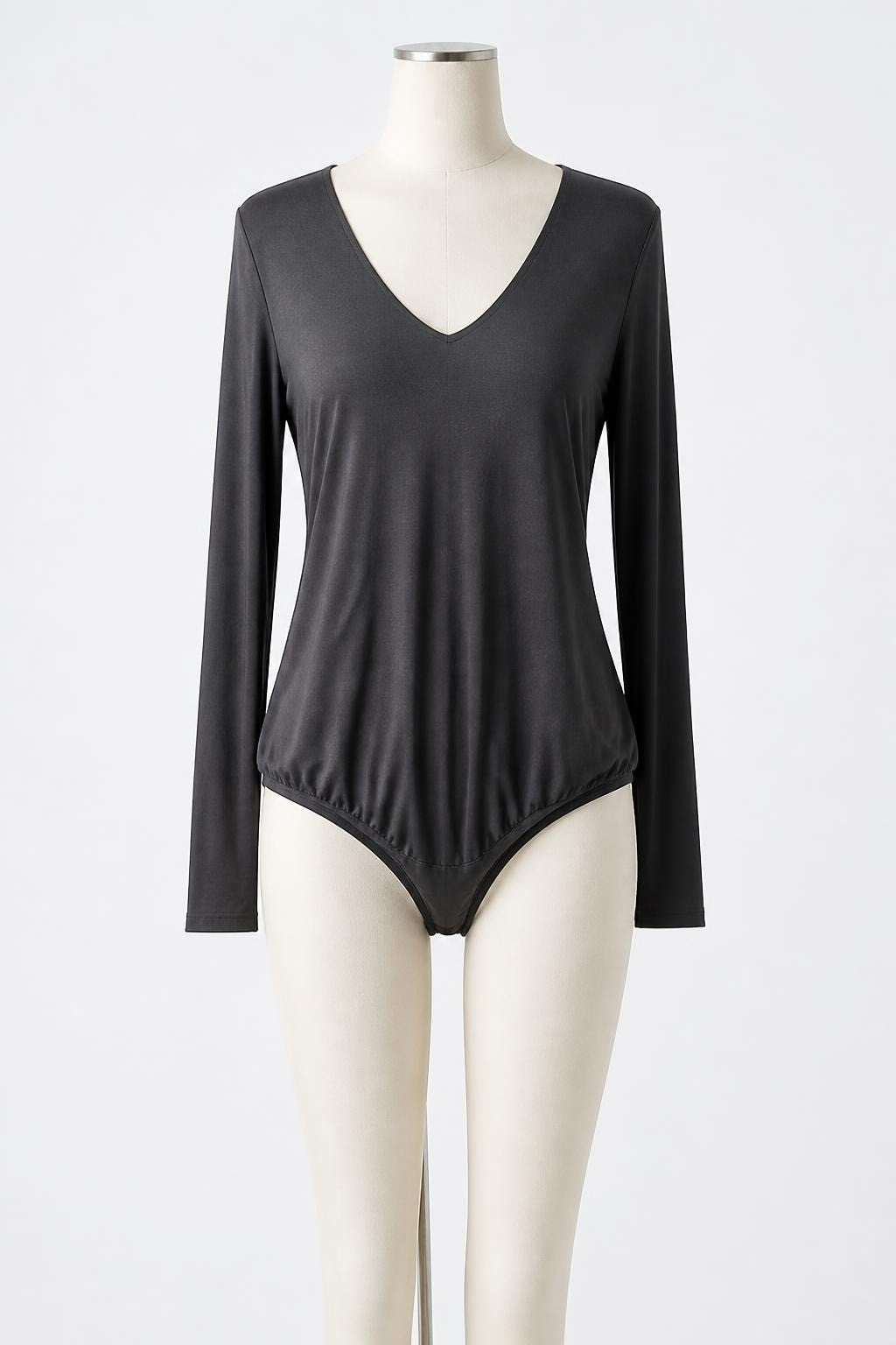 SHEIN DAE Black V-neck Long Sleeve Bodysuit - pre-loved at Why Go Less, Lebanon
