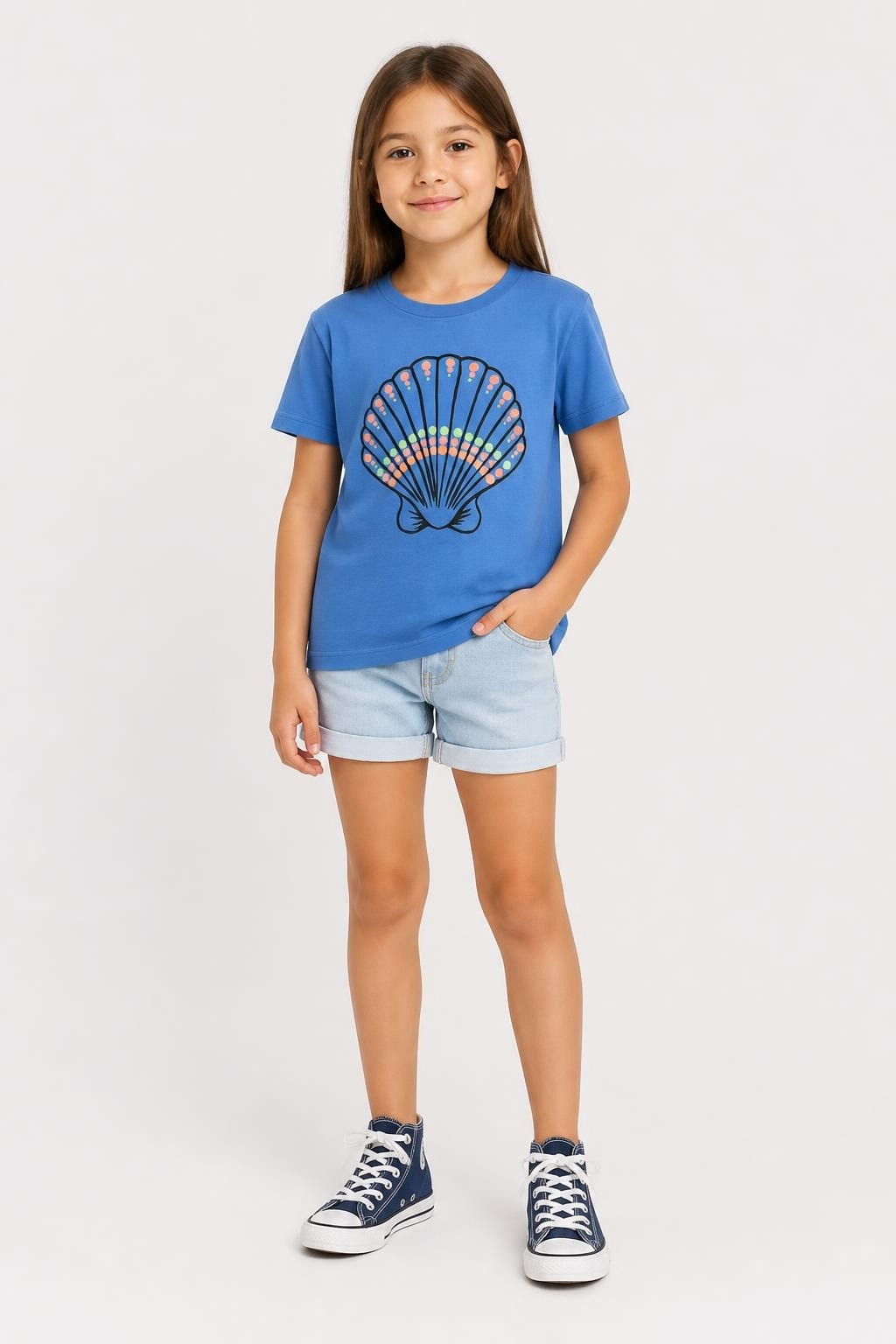 ZY Girl Blue Seashell Graphic Tee - pre-loved at Why Go Less, Lebanon
