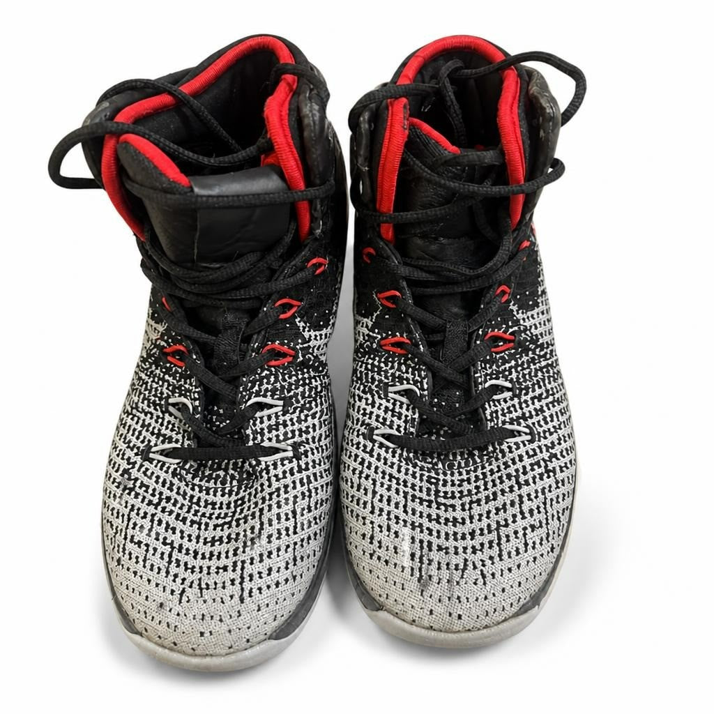 Nike High-top Basketball Sneakers Black Red - pre-loved at Why Go Less, Lebanon