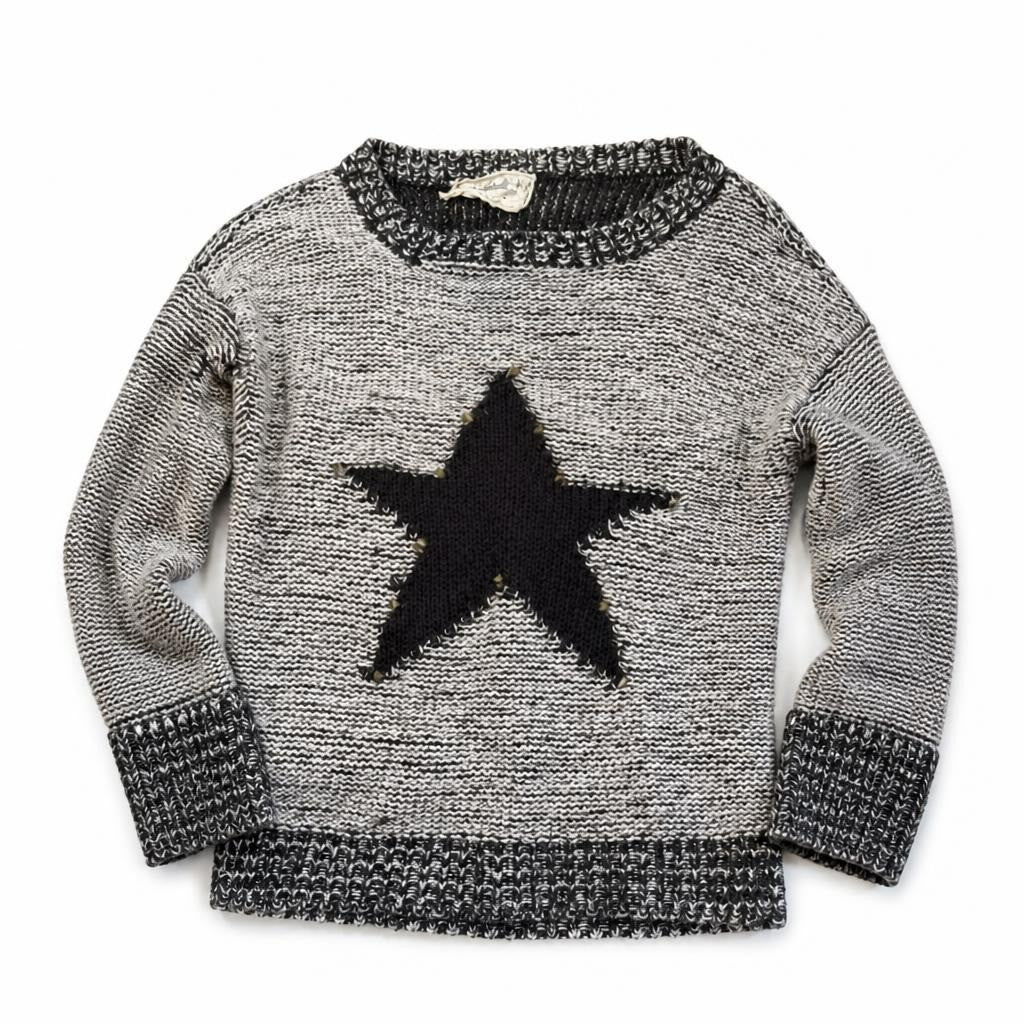 Grey Black Star Knit Sweater Pullover - pre-loved at Why Go Less, Lebanon (2)