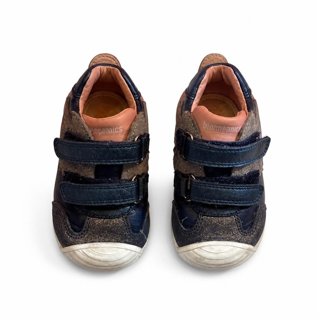 Biomecanics Kids Sneakers Navy Glitter Velcro Sz 21 - pre-loved at Why Go Less, Lebanon