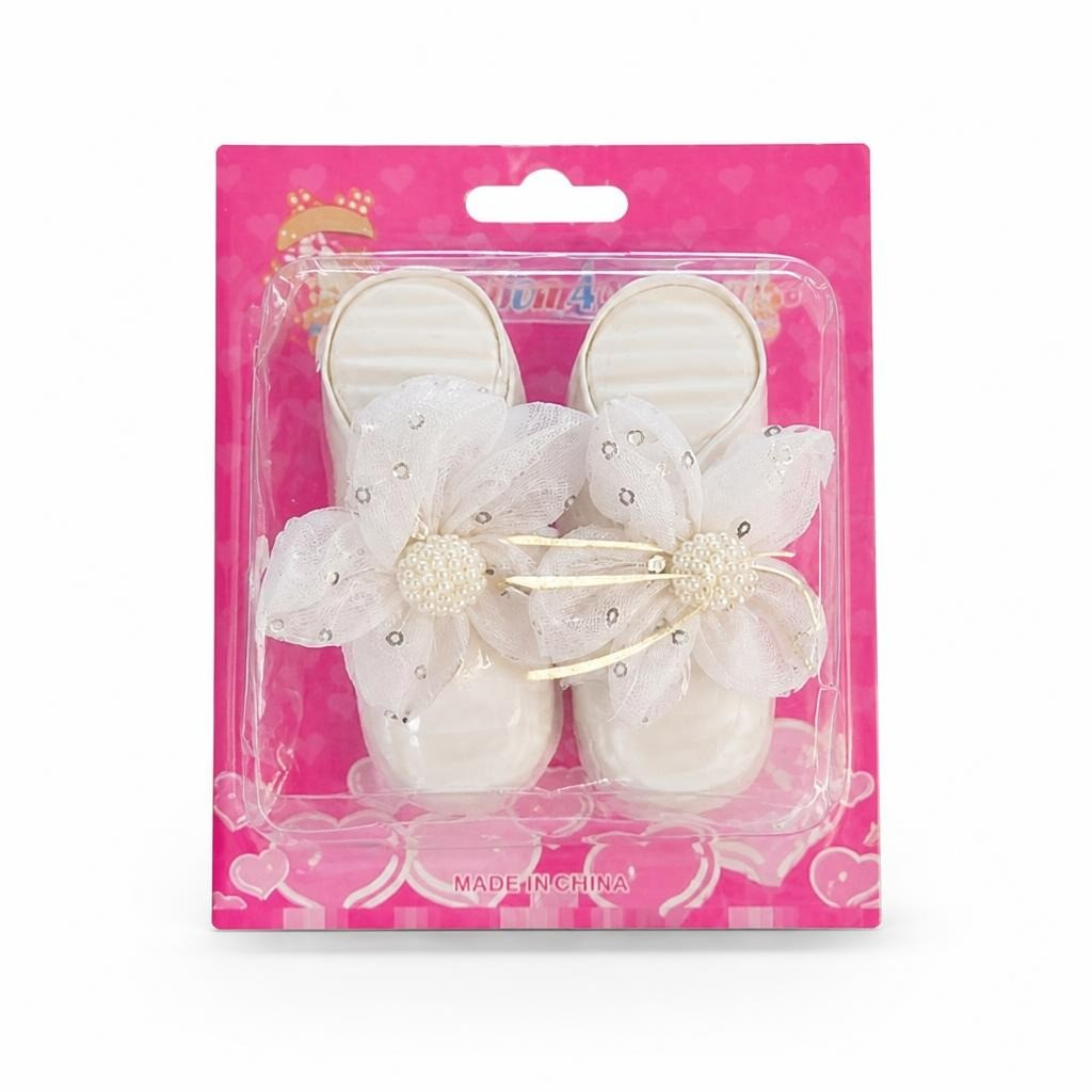 Baby Girl White Floral Bow Booties, Newborn - pre-loved at Why Go Less, Lebanon