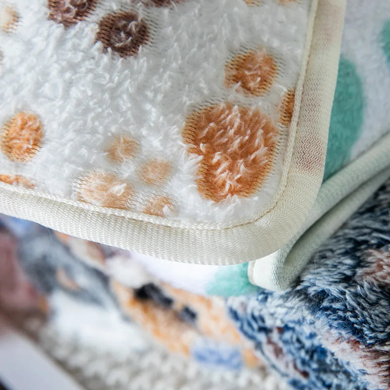 Winter Pet Sleeping Blanket - Digollo at Why Go Less, Lebanon (2)