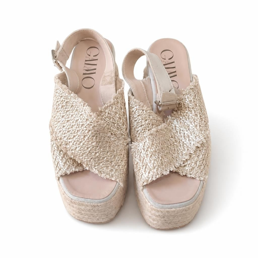 GIMO gold woven cross-strap platform wedge sandals - second-hand at Why Go Less, Dekwaneh, Lebanon