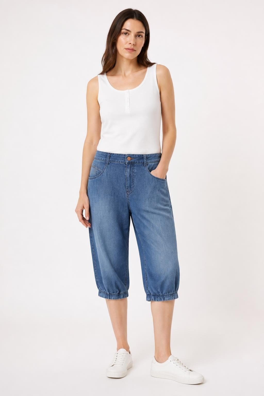Dark Wash Denim Capri Jogger Pants | Pre-Loved | Why Go Less