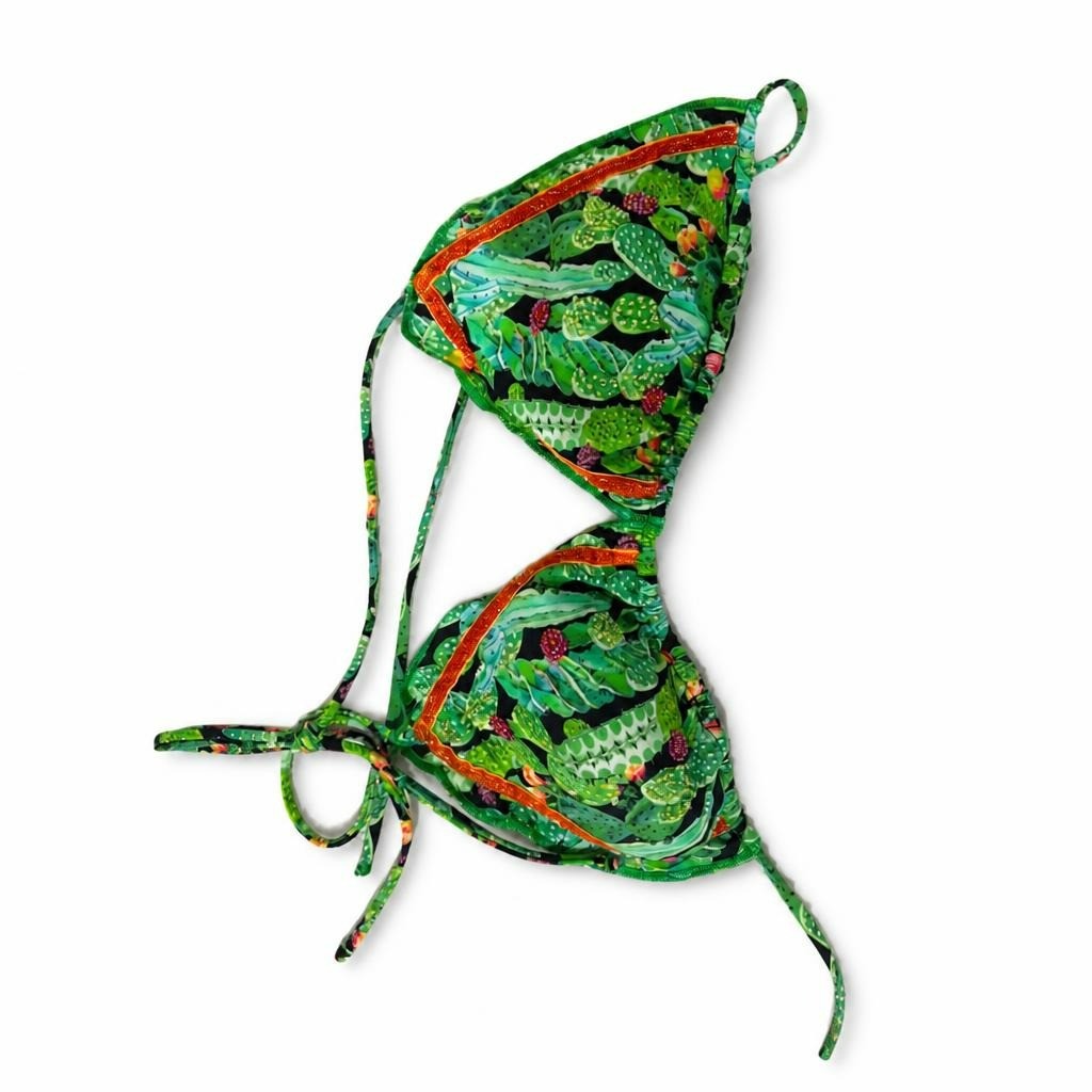 Less is More cactus print underwire bikini top sz S - white studio shot, second-hand at Why Go Less, Dekwaneh, Lebanon