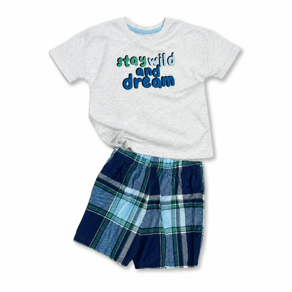 T-shirt graphique et short à carreaux bleus pour garçon | Seconde main | Pourquoi moins ?