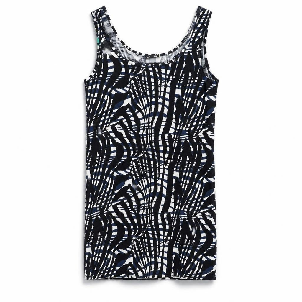 Black & white abstract print sleeveless dress - white studio shot, second-hand at Why Go Less, Dekwaneh, Lebanon