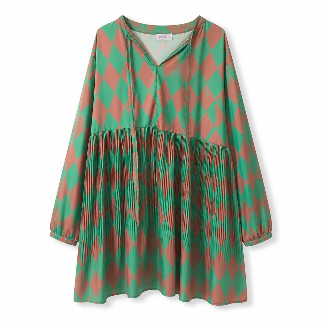 Dieya geometric print green brown boho blouse - white studio shot, second-hand at Why Go Less, Dekwaneh, Lebanon