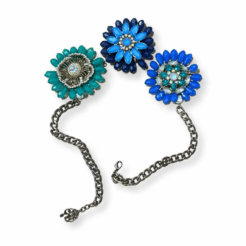 Beaded floral brooch necklace set blue green - white studio shot, second-hand at Why Go Less, Dekwaneh, Lebanon