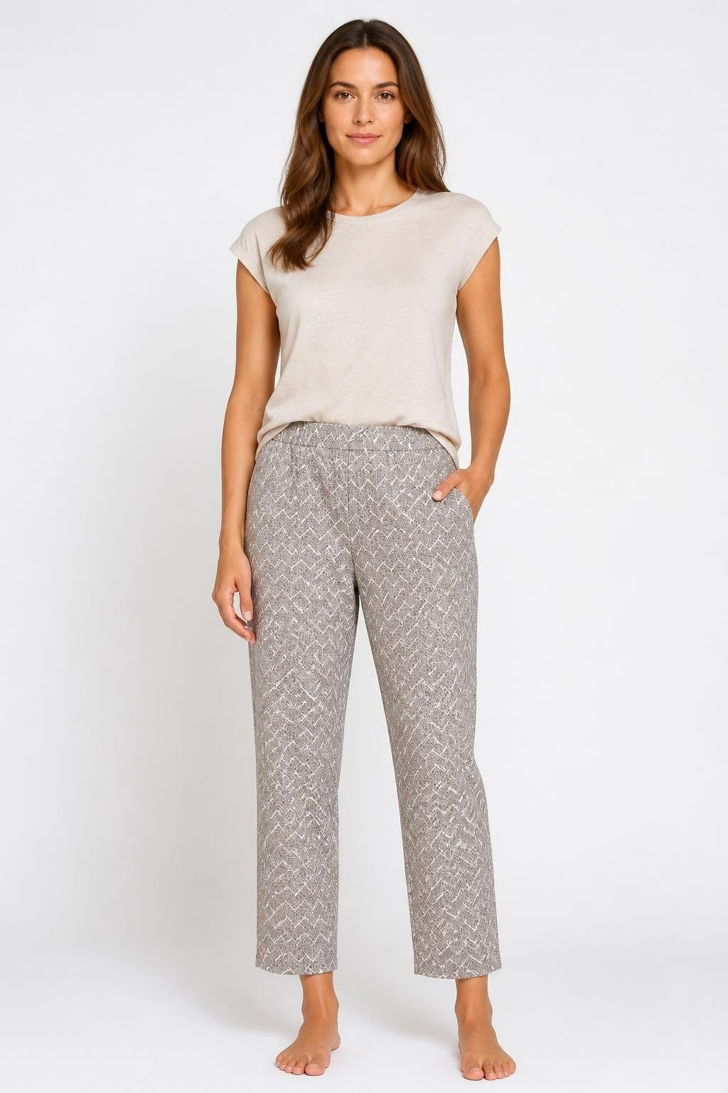 Grey white geometric print cropped trousers, ankle length | Pre-Loved | Why Go Less