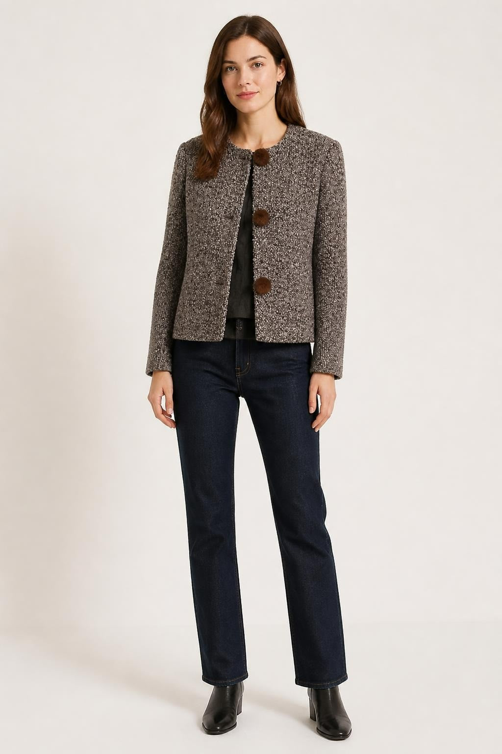 Veste en tweed marron avec boutons pompons en fourrure | Seconde main | Pourquoi chercher moins bien