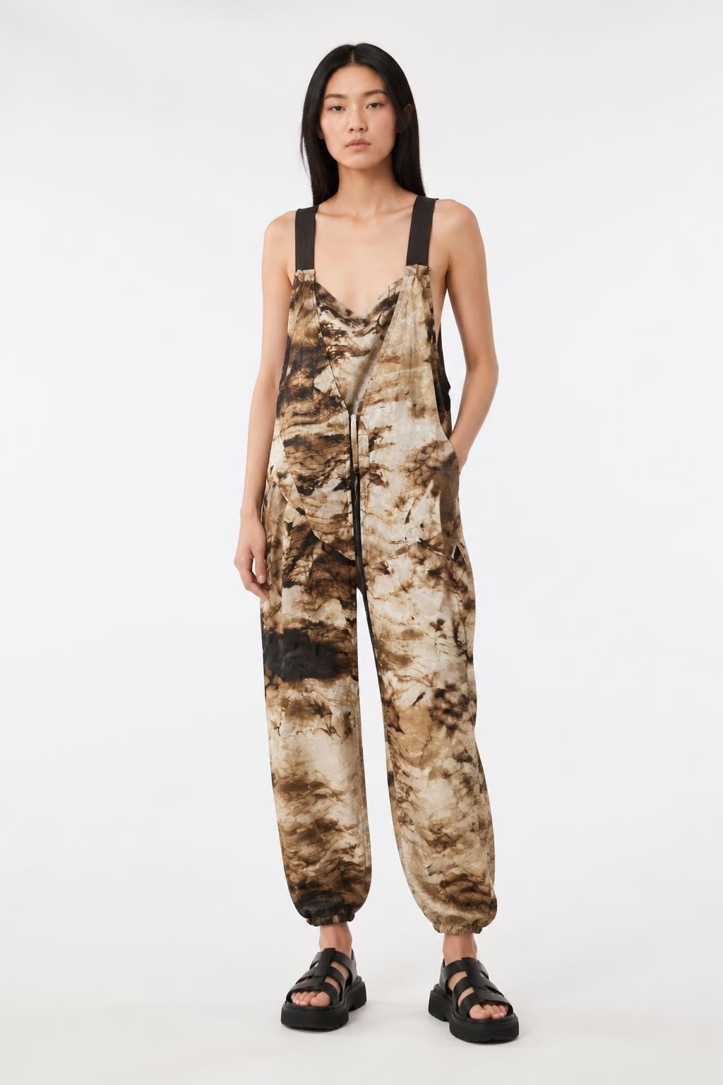 Robe salopette camouflage tie-dye avec fermeture éclair, tons marron | Occasion | Pourquoi payer plus