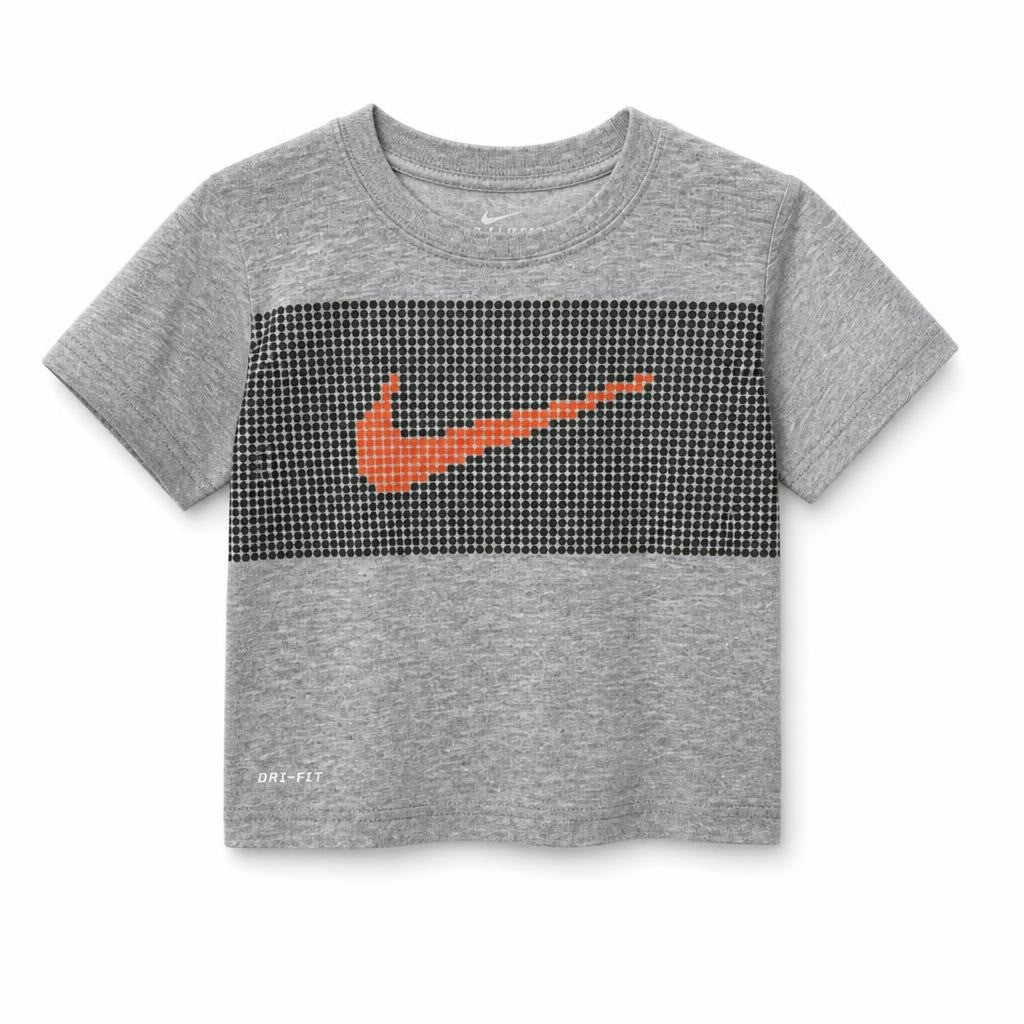 تيشيرت أطفال Nike Dri-Fit رمادي وشعار سووش برتقالي | مستعمل بحالة ممتازة | لماذا ترضى بالقليل؟