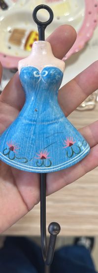 Mannequin de couture mural, bleu | Seconde main | Pourquoi se contenter de moins ?