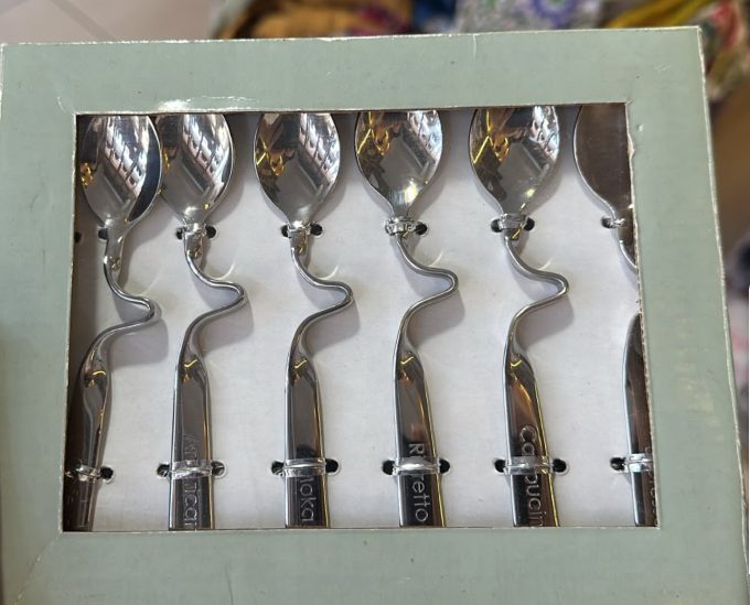 Ensemble de 6 cuillères à café, Manche Torsadé Original | Seconde main | Pourquoi se contenter de moins
