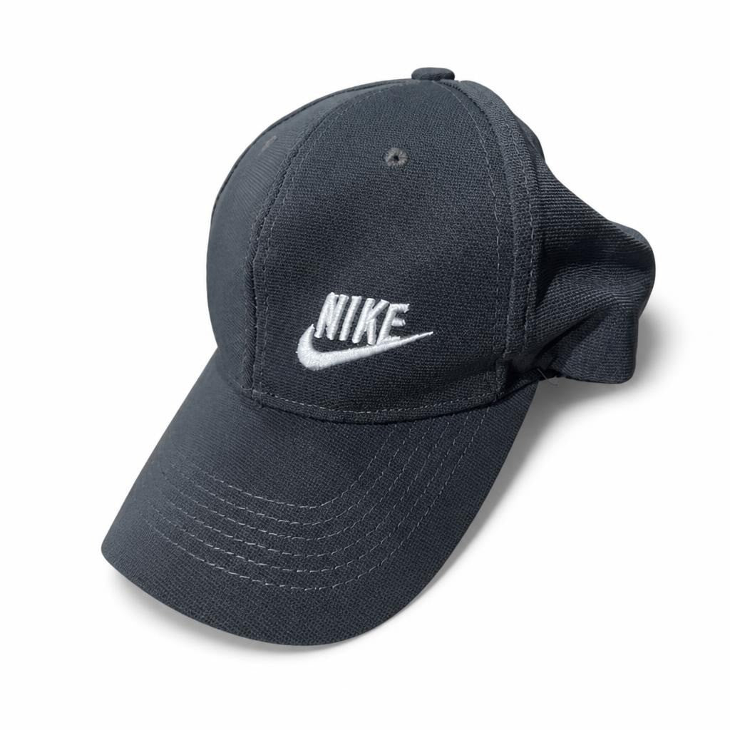 قبعة Nike Heritage86، رمادي داكن | مستعملة بحالة ممتازة | لماذا ترضى بأقل؟-1