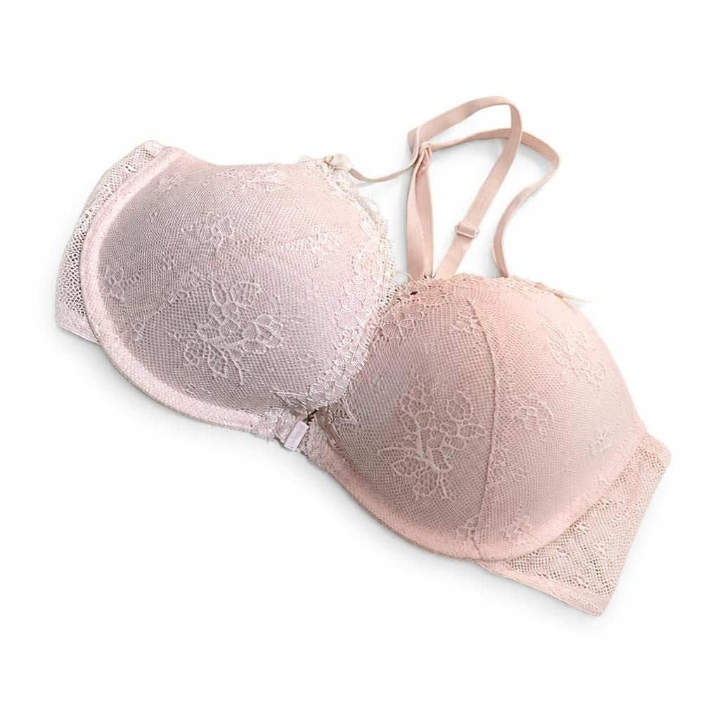 Blush pink lace padded bra, floral detail - second-hand at Why Go Less